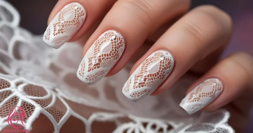 Lace Accent Nail