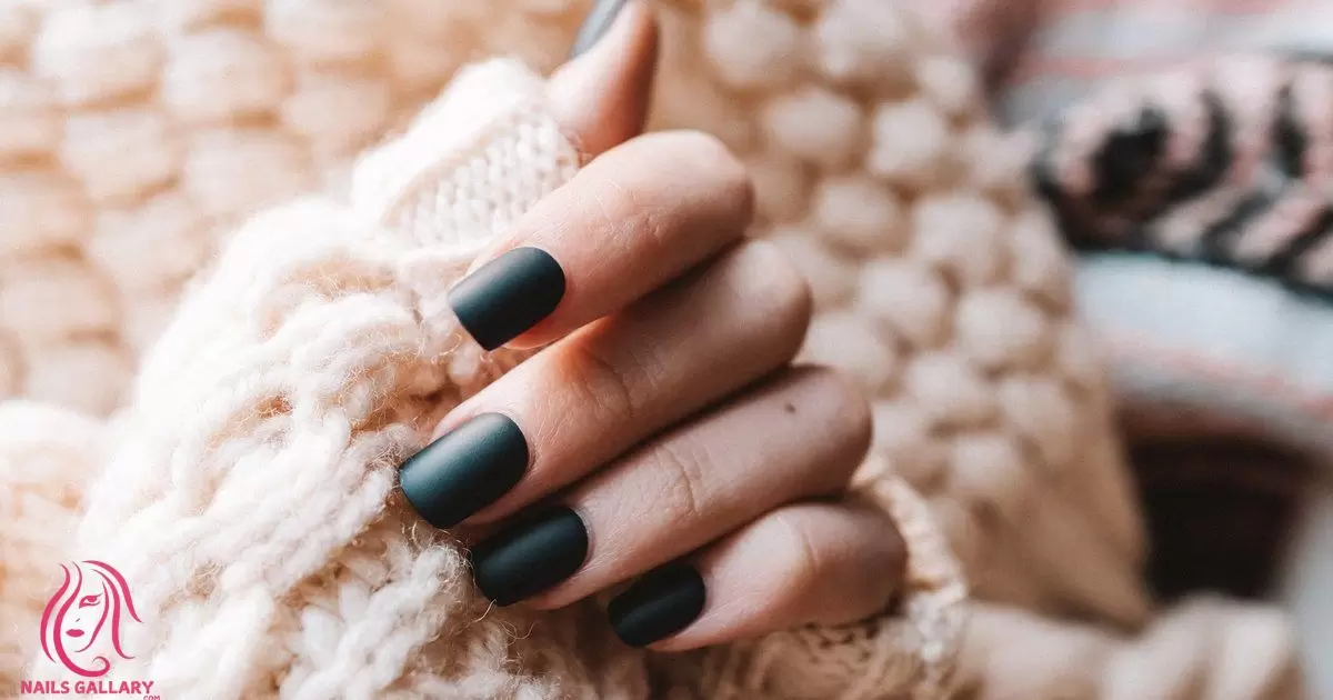 Sophisticated Brown Nail Art Ideas