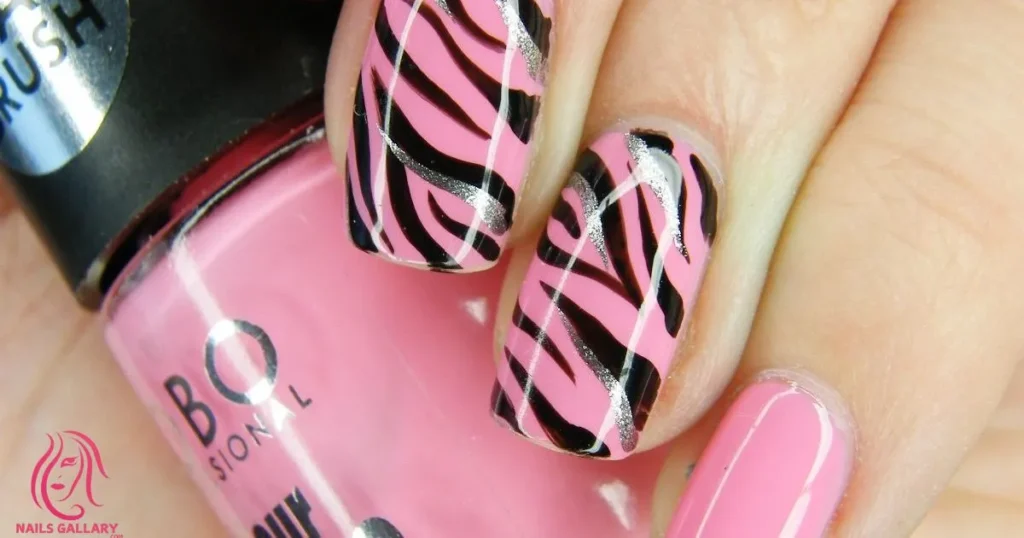 Zebra Print with Gradient Stripes