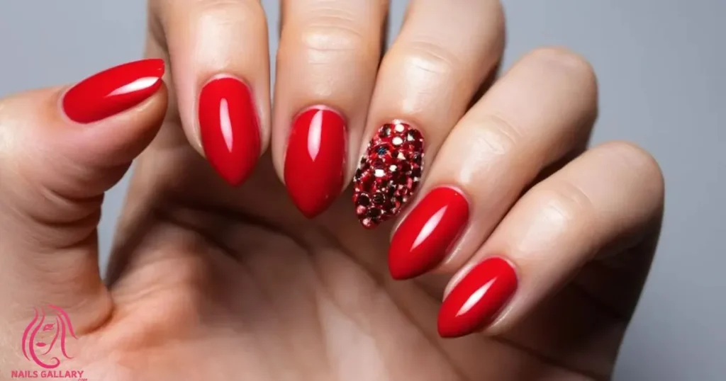 Red Heart Accent Nails